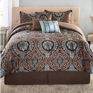 Mainstays 7-Piece Jacquard Comforter Set, Shams 3 Dec Pillows and Bed Skirt